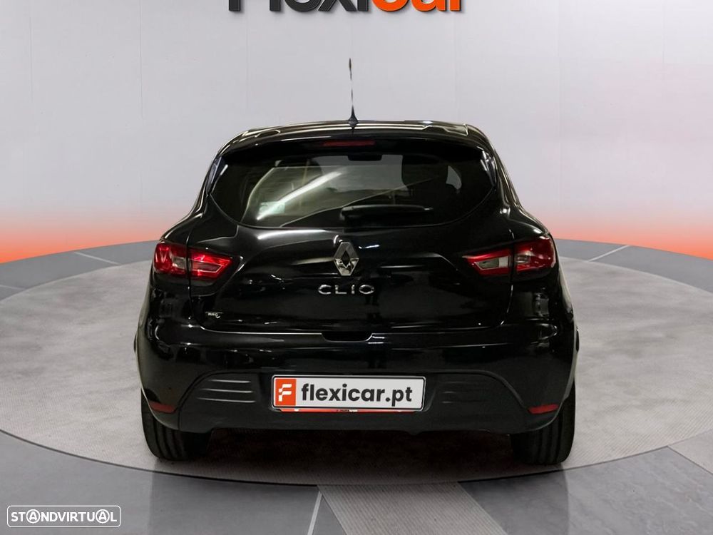 Renault Clio - 8