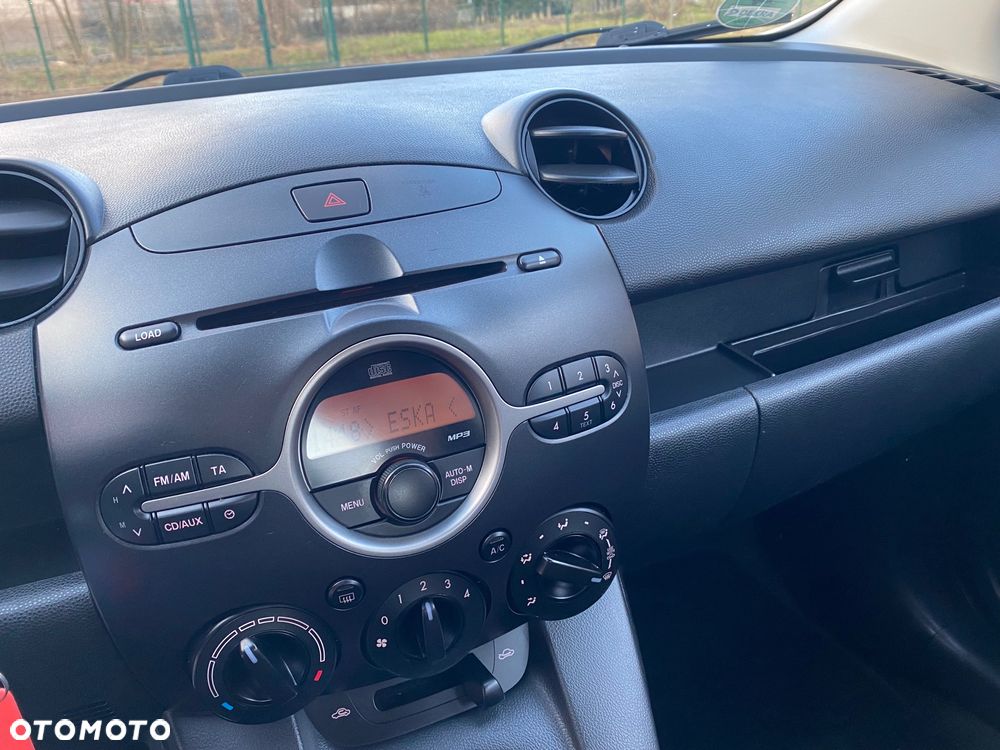 Mazda 2 1.3 Dynamic - 17