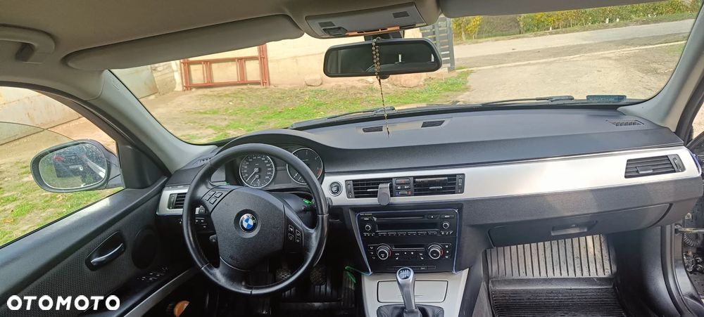 BMW Seria 3 316d - 7