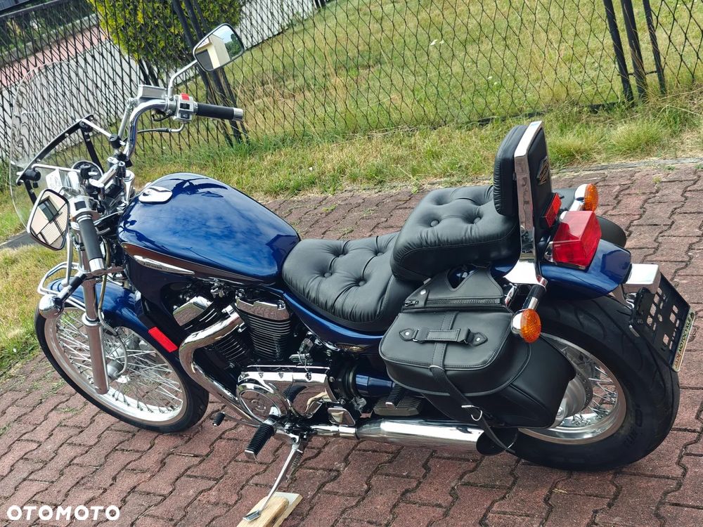Suzuki Intruder - 34