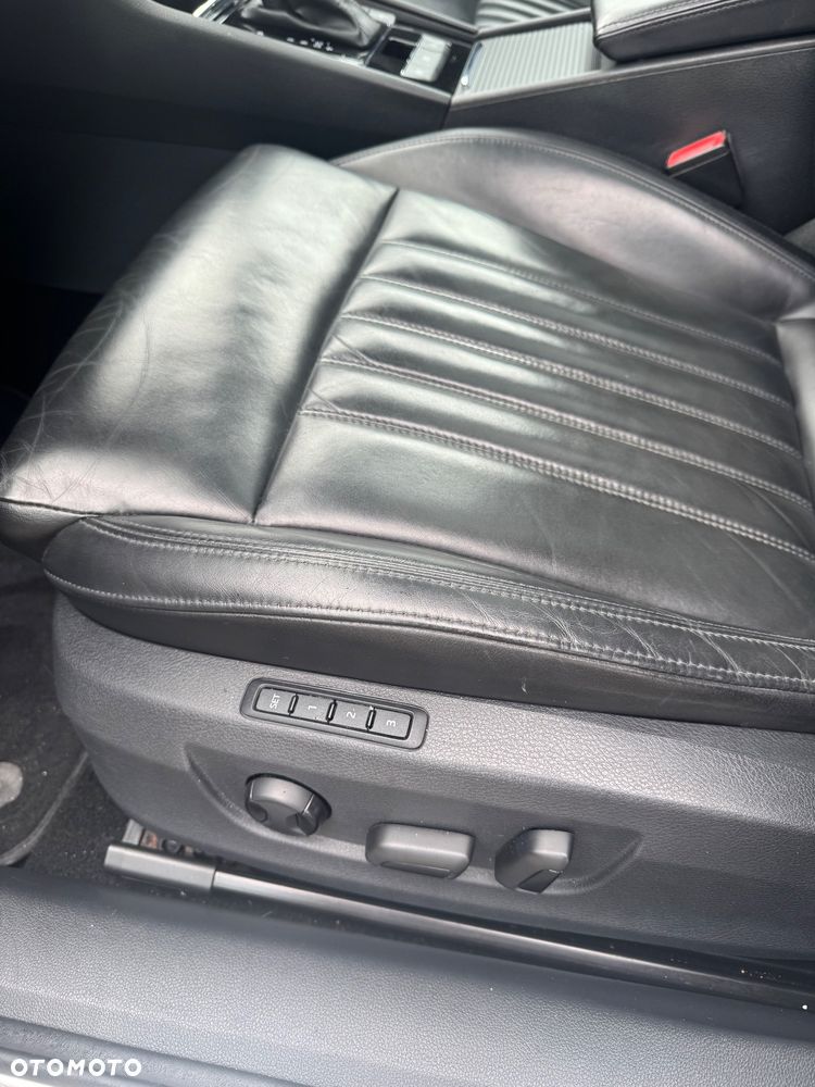 Skoda Superb 1.8 TSI DSG SportLine - 11