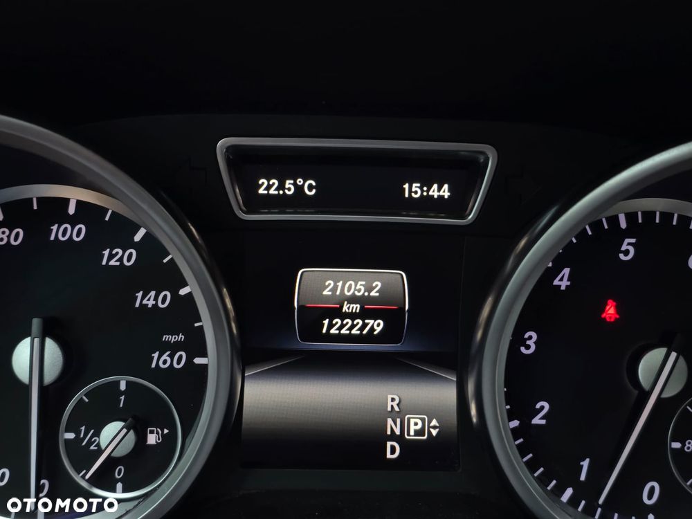 Mercedes-Benz GL 400 4Matic 7G-TRONIC - 19
