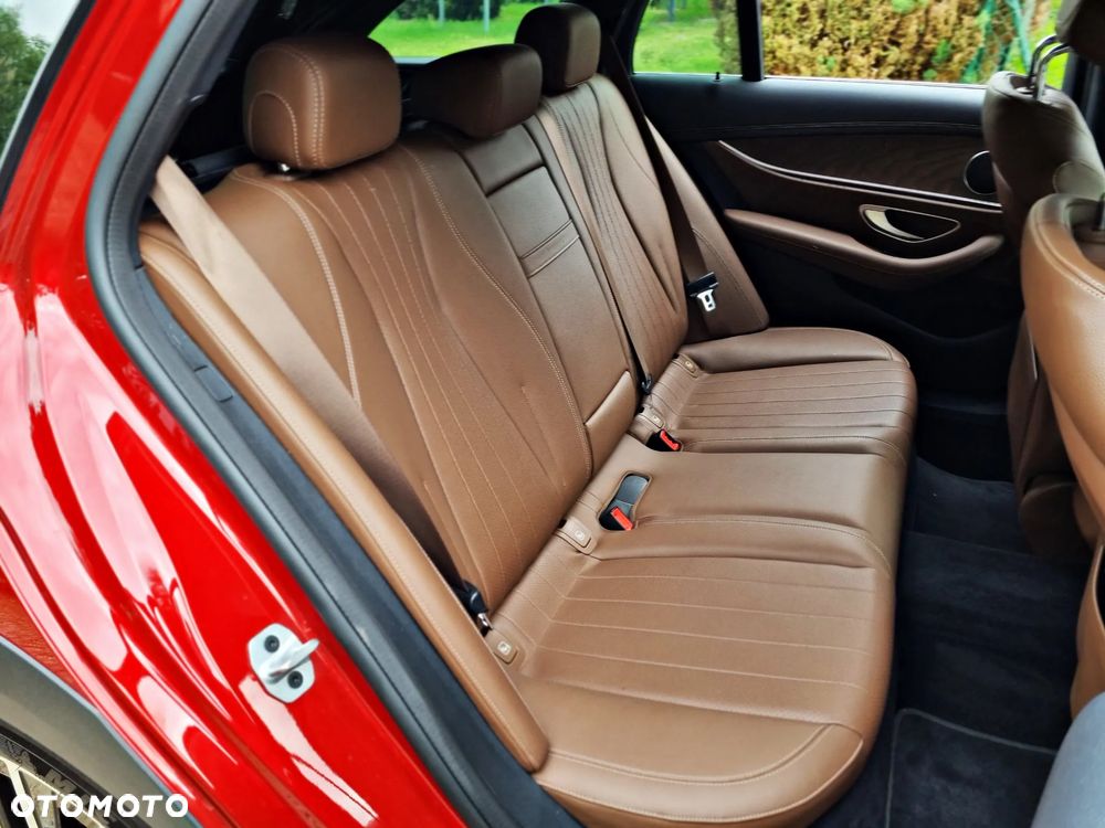 Mercedes-Benz Klasa E 220 d 4Matic All-Terrain 9G-TRONIC Avantgarde - 34