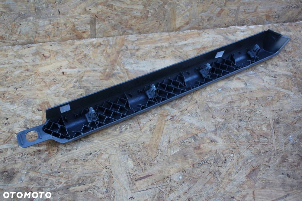 Listwa ozdobna dekor deski rozdzielczej oryginalna OPEL ASTRA H srebrna - 2