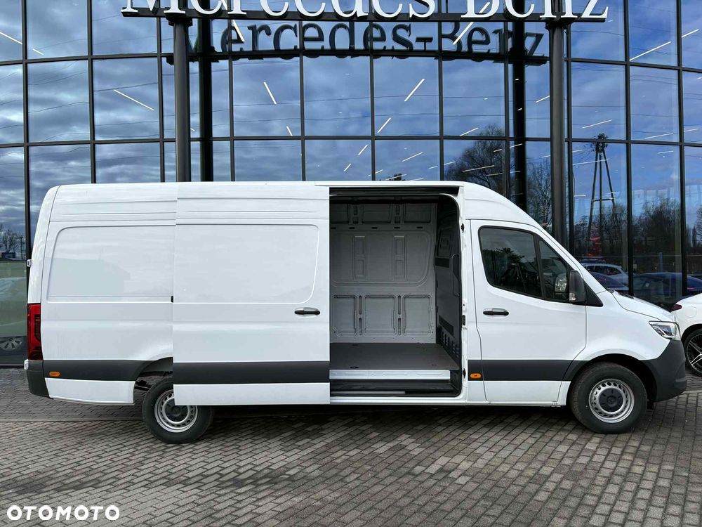 Mercedes-Benz Sprinter - 5
