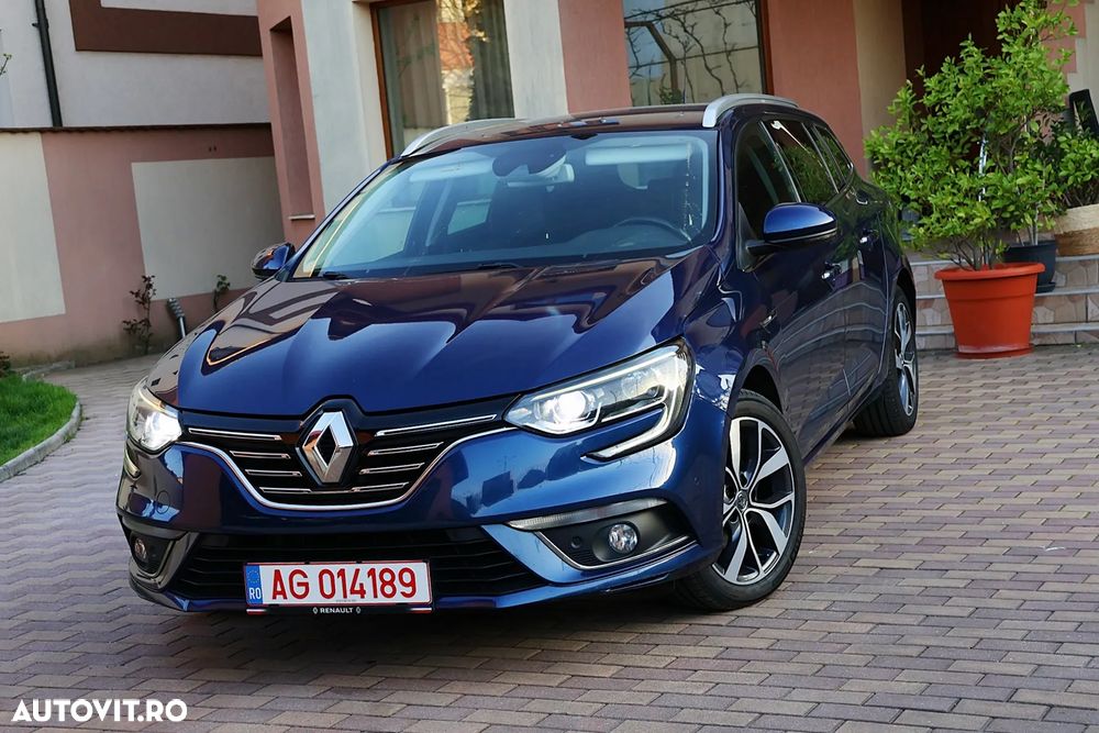 Renault Megane ENERGY dCi 110 Start & Stop Bose Edition - 9