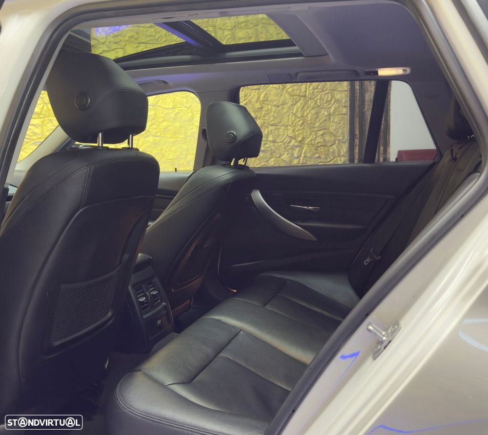 BMW 318 d Aut. Sport Line - 15