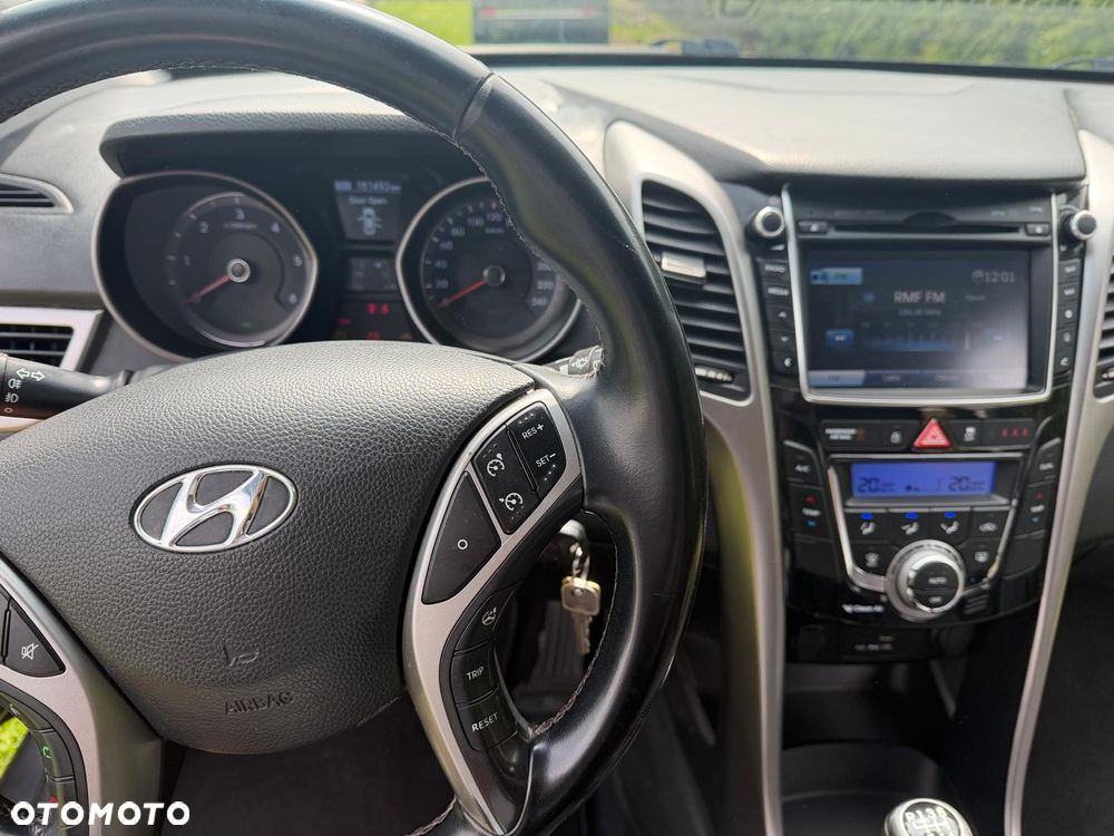 Hyundai i30 1.6 CRDi Classic - 8