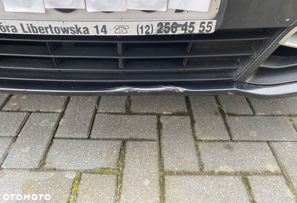 BMW Seria 5 520d xDrive Luxury Line - 4