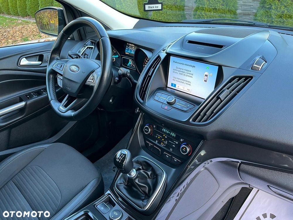 Ford Kuga 1.5 EcoBoost 2x4 Titanium - 5