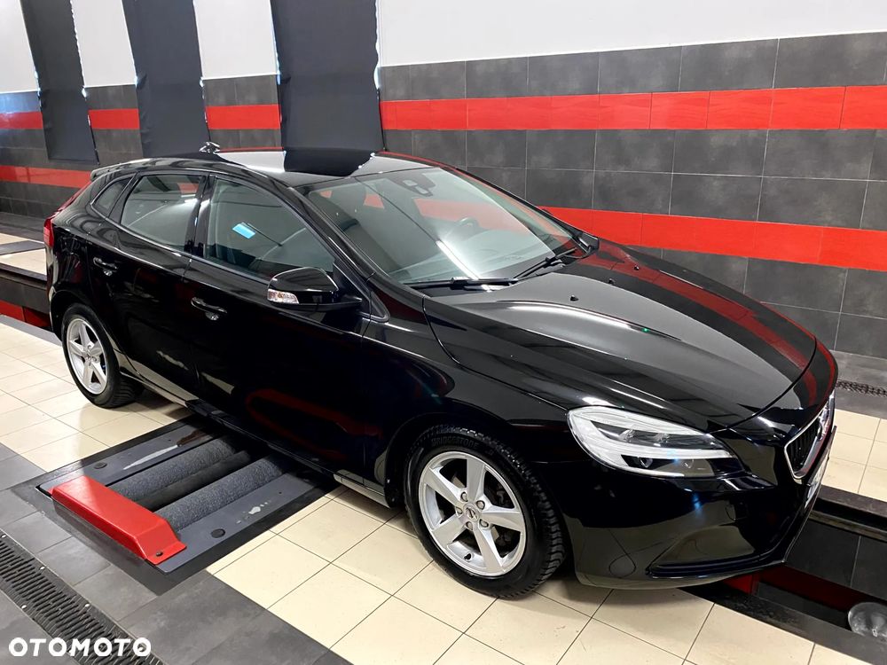 Volvo V40 D2 Drive-E Summum - 4