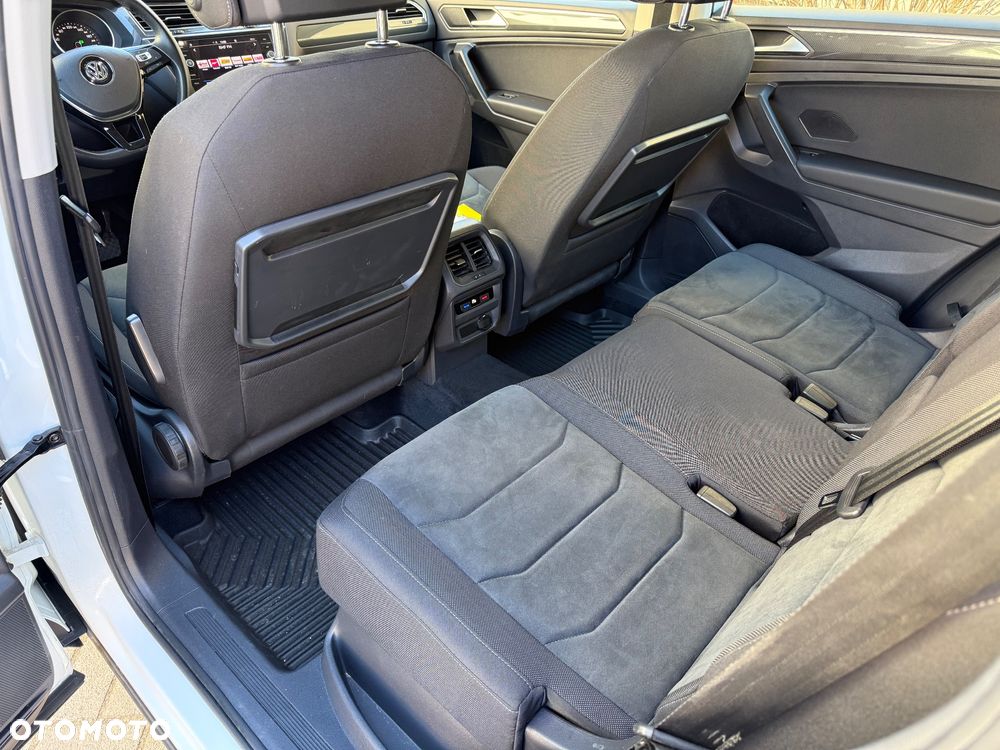 Volkswagen Tiguan - 10