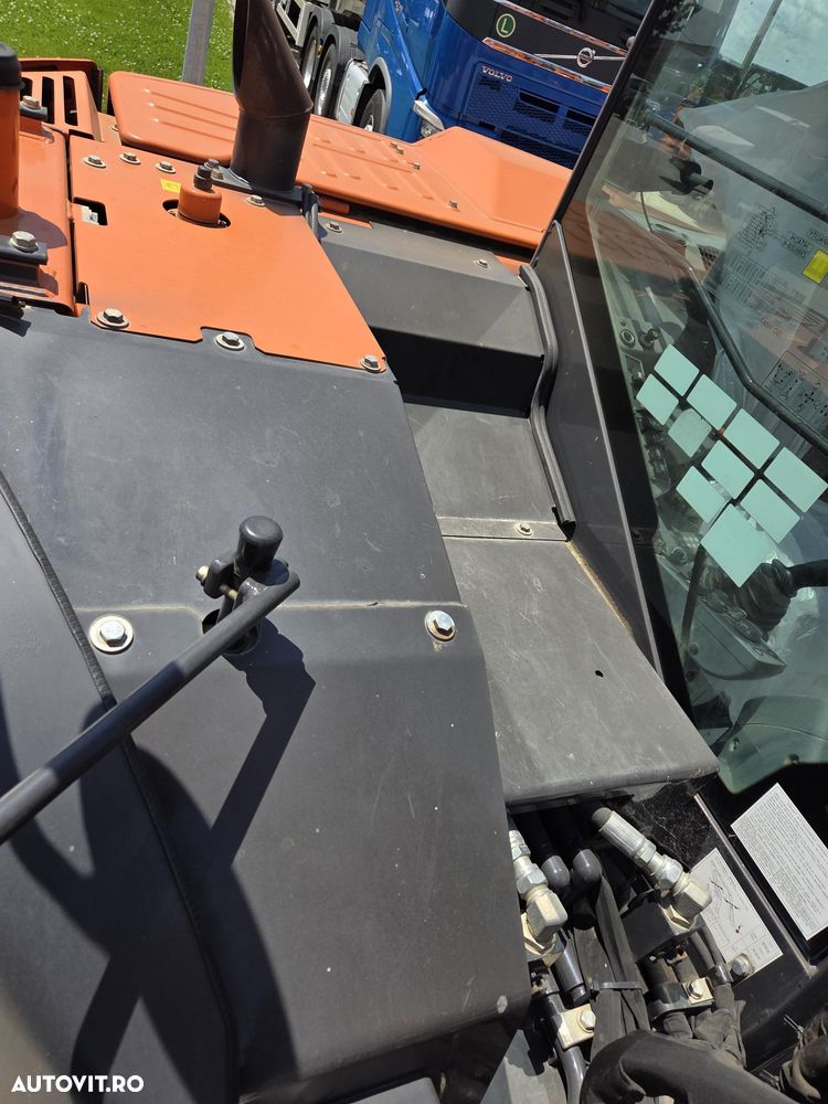 Hitachi ZX85-6, 2022, 2.491h, Masa operationala 8,6t, cupla rapida HIDRAULICA+3 CUPE NOI, senile paduri cauciuc, inst picon si inst rotire pe brate, ad sapare 5m, ridica 3,8t, aer cond, LAMA, STARE FOARTE BUNA, posibil leasing 4 ani-PROMOTIE 62.900 EUR+Tva - 28