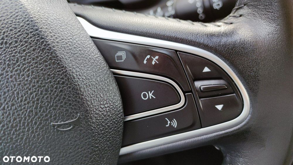 Renault Scenic ENERGY TCe 130 INTENS - 31