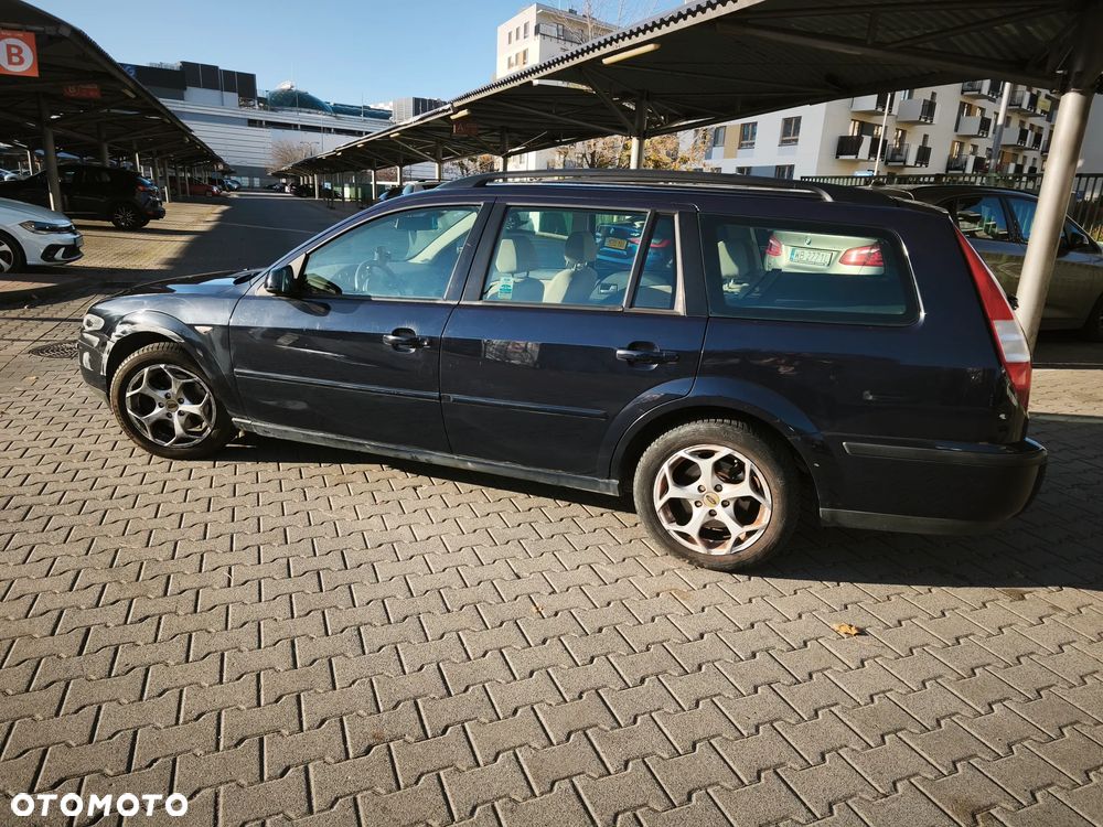 Ford Mondeo 2.0 Trend - 17