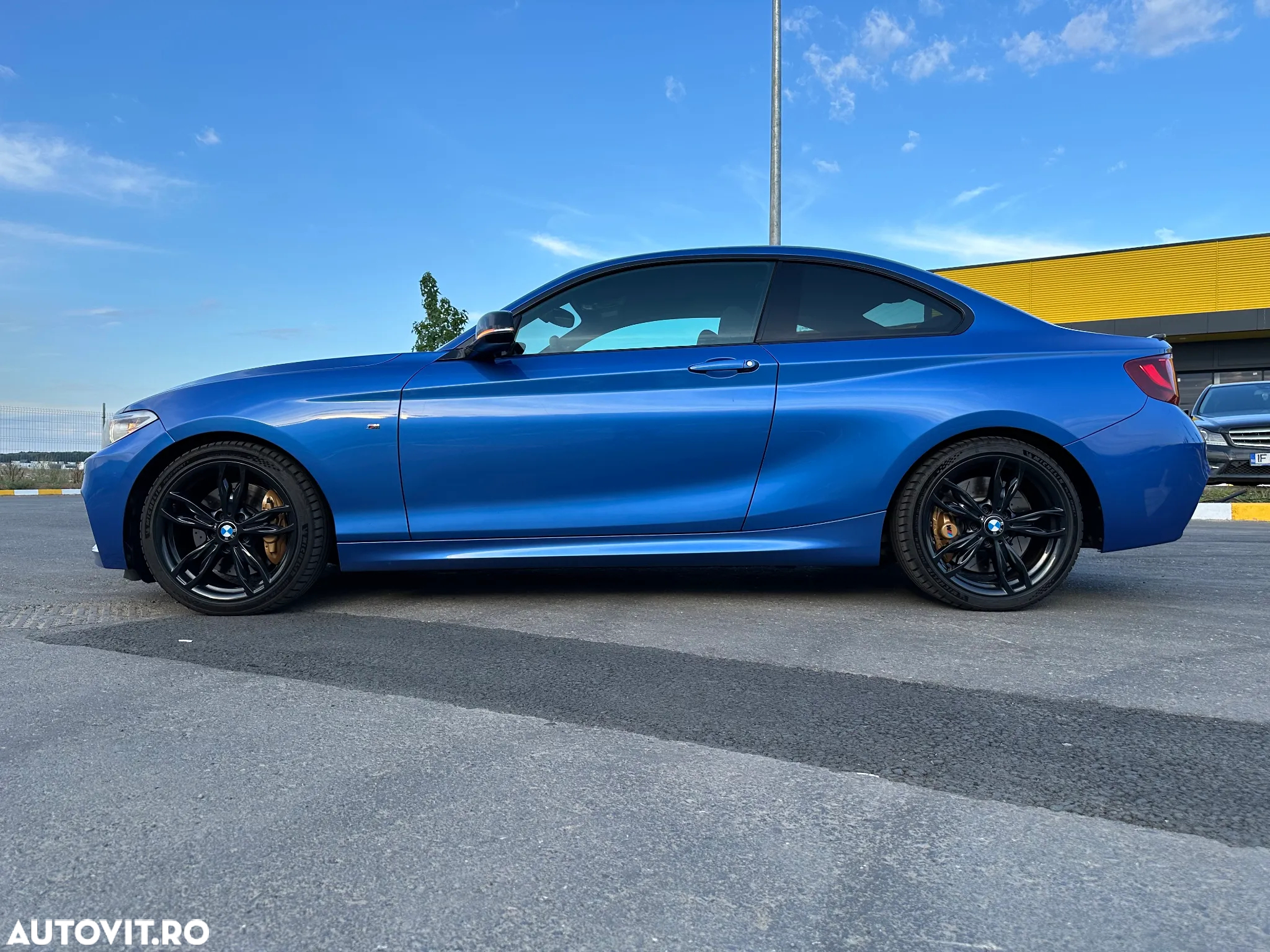BMW M2 M235i xDrive AT - 16