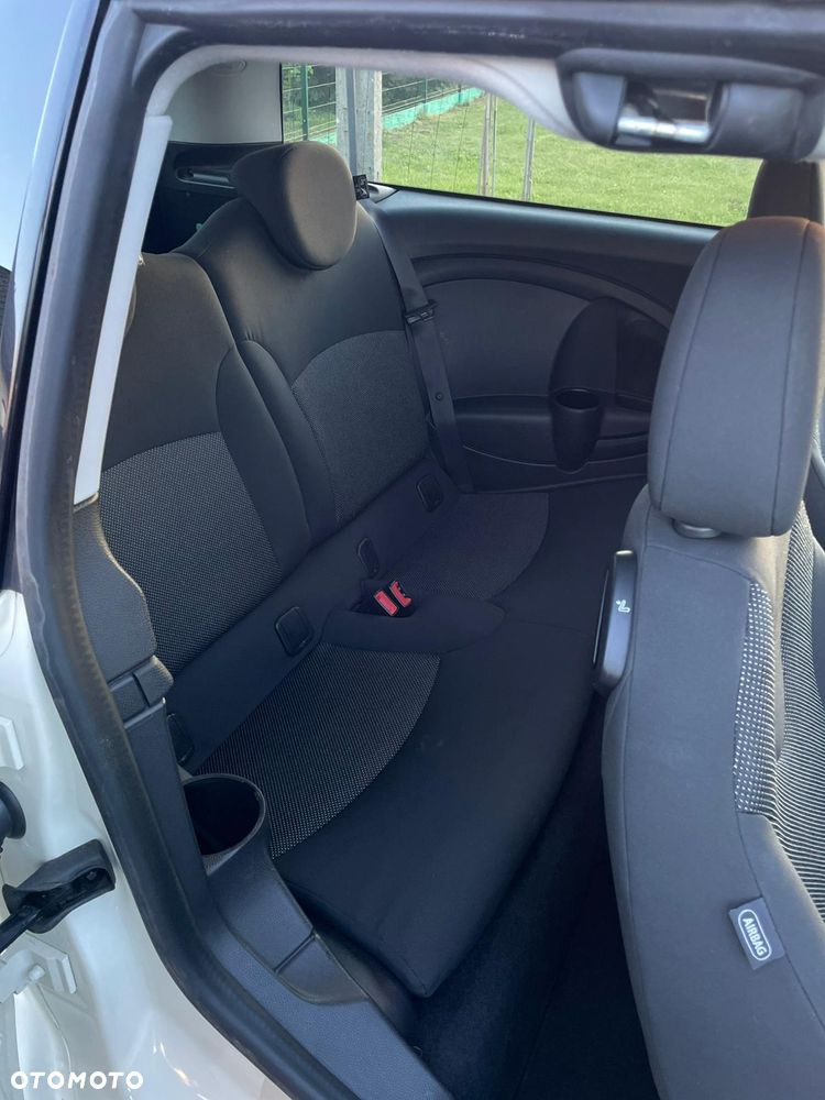 MINI Clubman One - 18