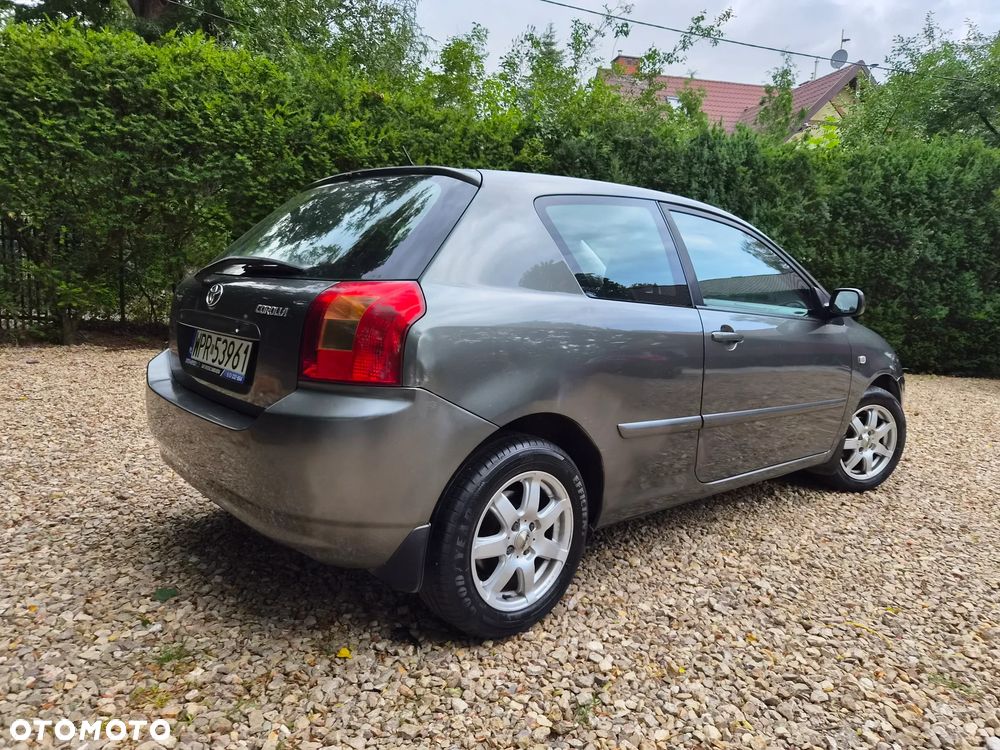 Toyota Corolla 1.4 VVT-i Terra - 4