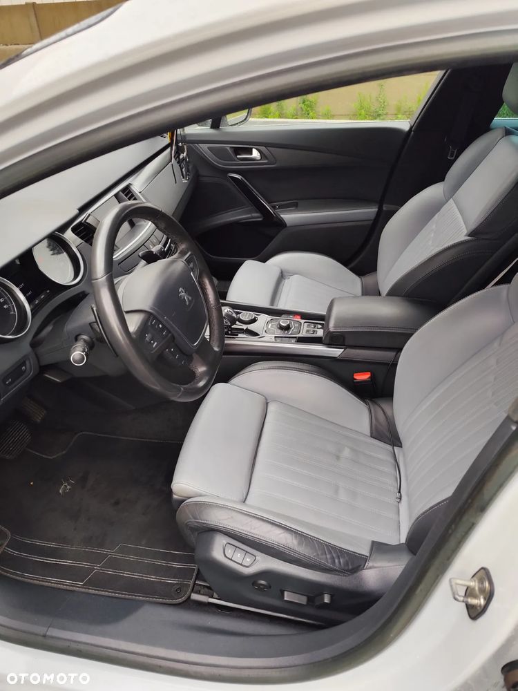 Peugeot 508 - 8