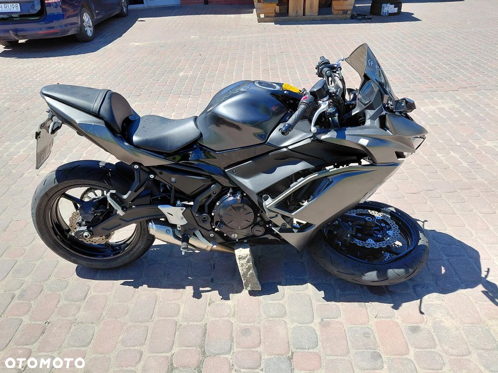 Kawasaki Ninja - 6