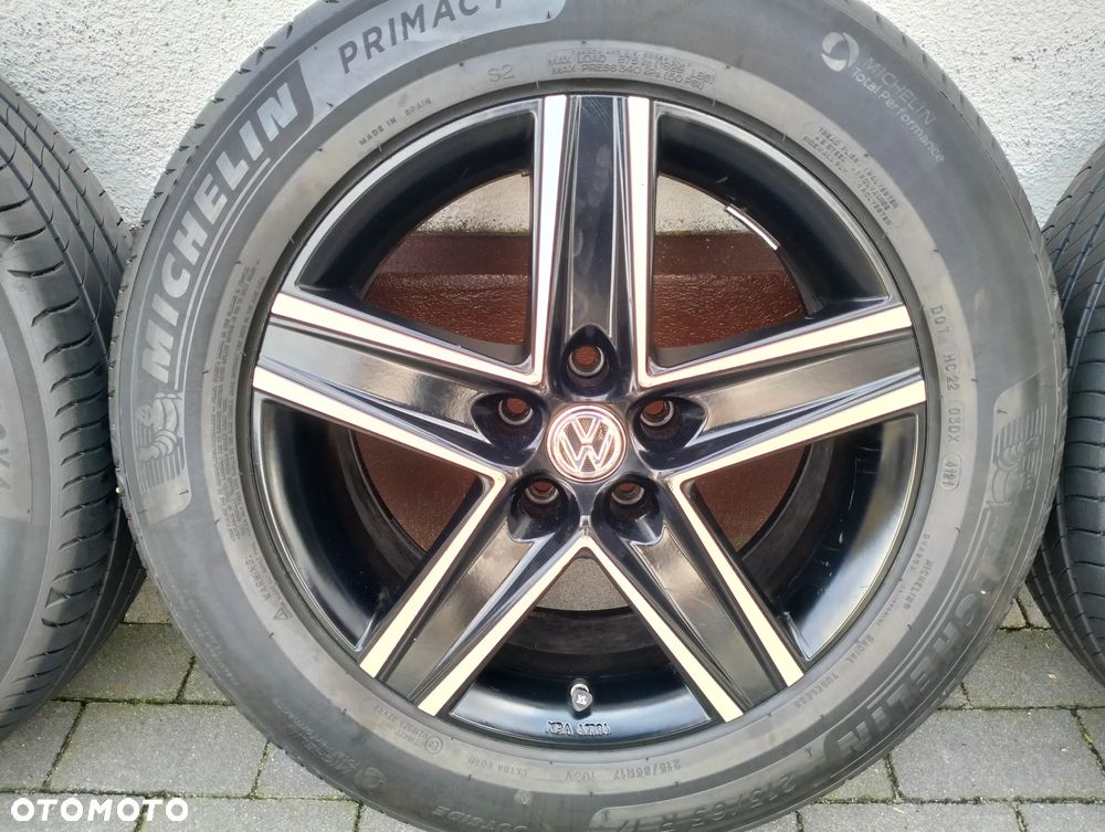 215 65 17 / Vw Tiguan AUDI Q3 SKODA Kodiak / MICHELIN / r-LINE!!! - 5