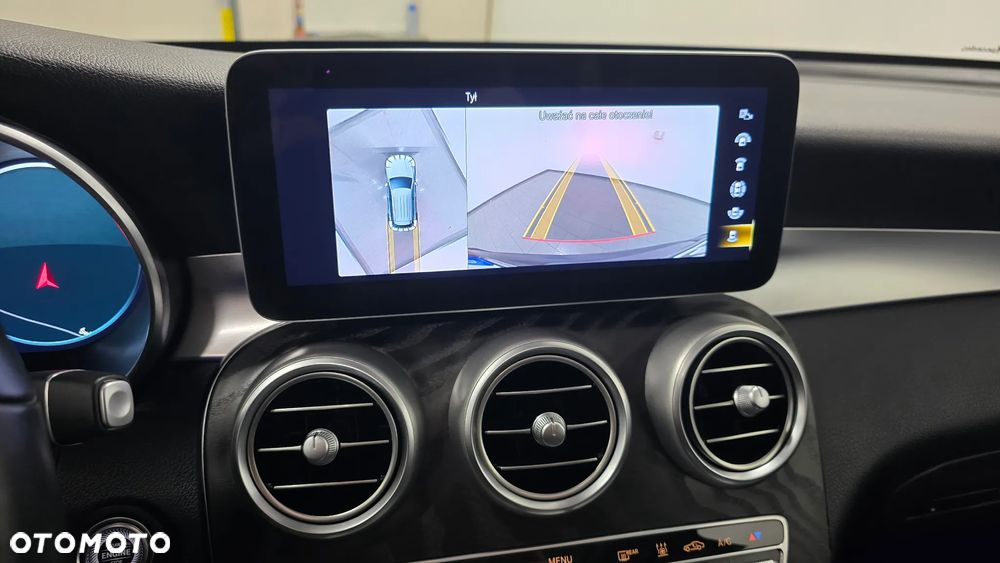 Mercedes-Benz GLC 300 de 4Matic 9G-TRONIC AMG Line Plus - 37