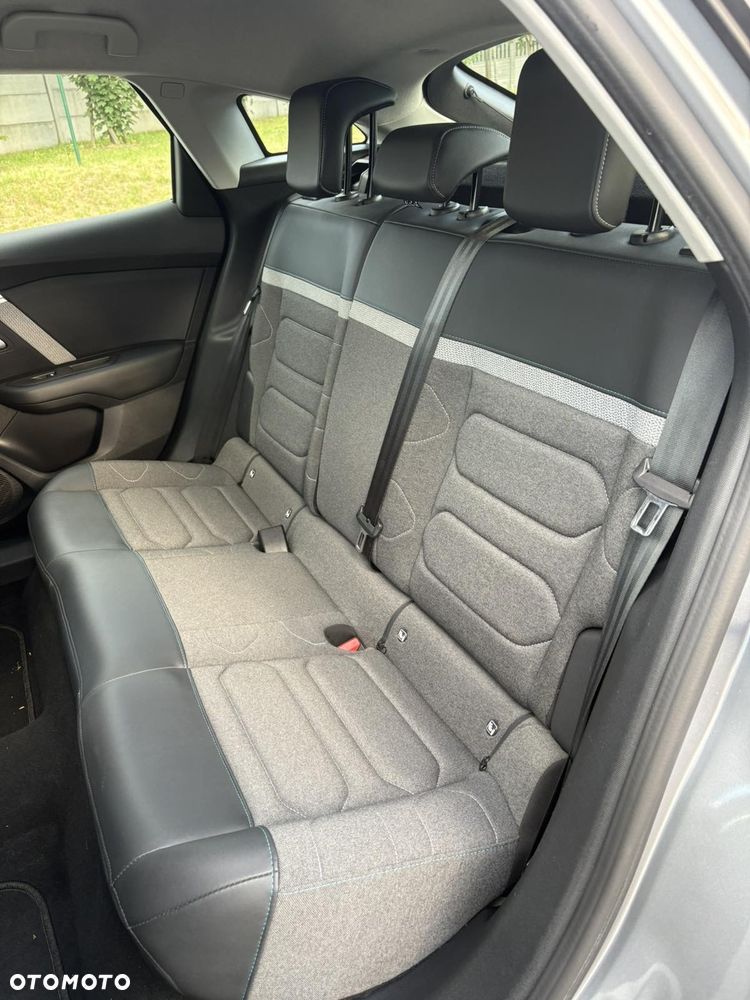 Citroën C4 BlueHDi 130 Stop&Start EAT8 FEEL PACK - 16
