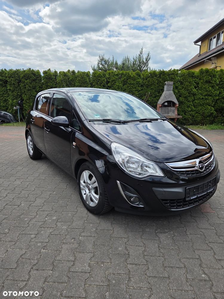 Opel Corsa 1.4 16V Satellite - 11
