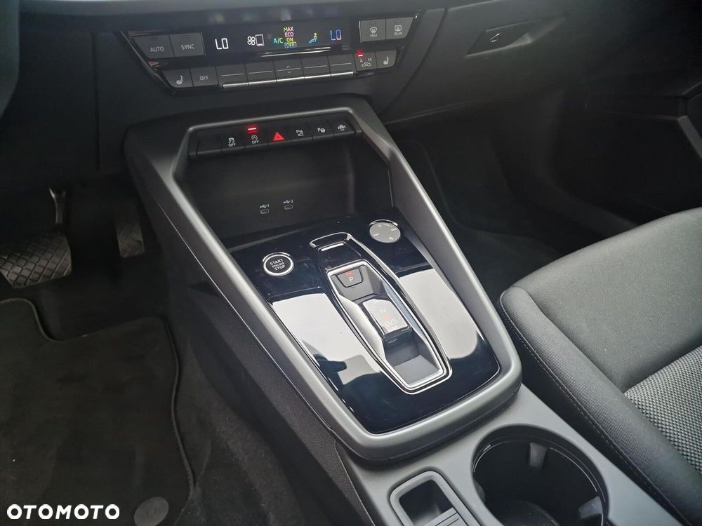 Audi A3 Sportback - 15