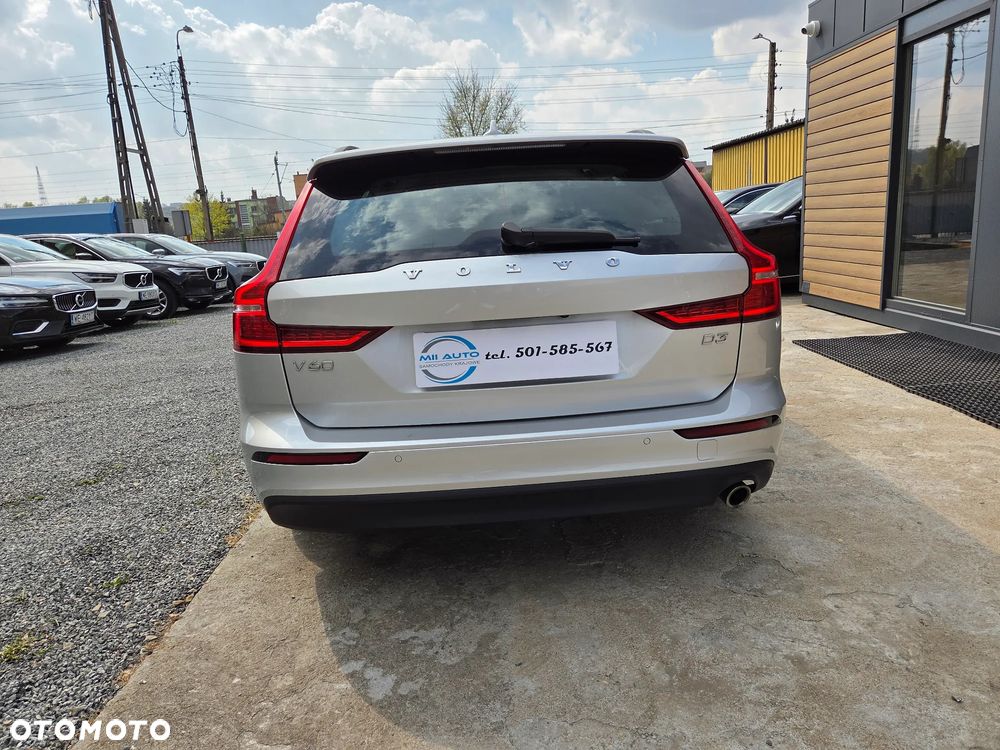 Volvo V60 D3 Momentum Pro - 10