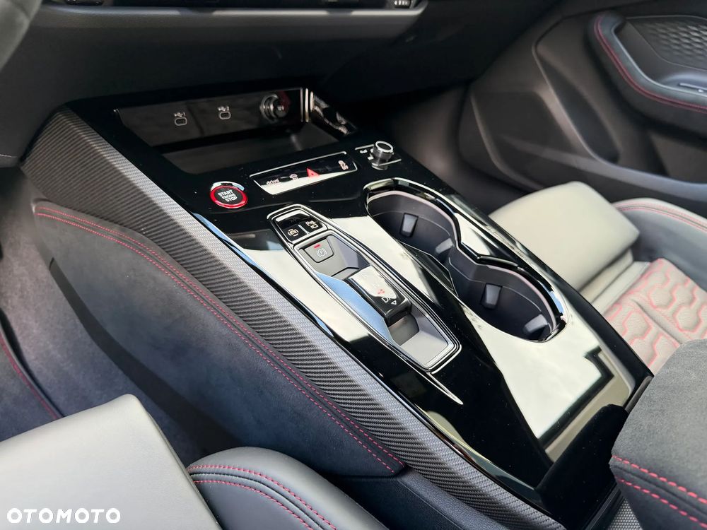 Audi RS5 Avant - 28