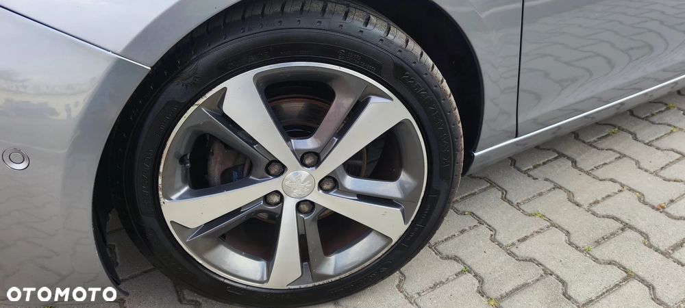 Peugeot 308 - 17