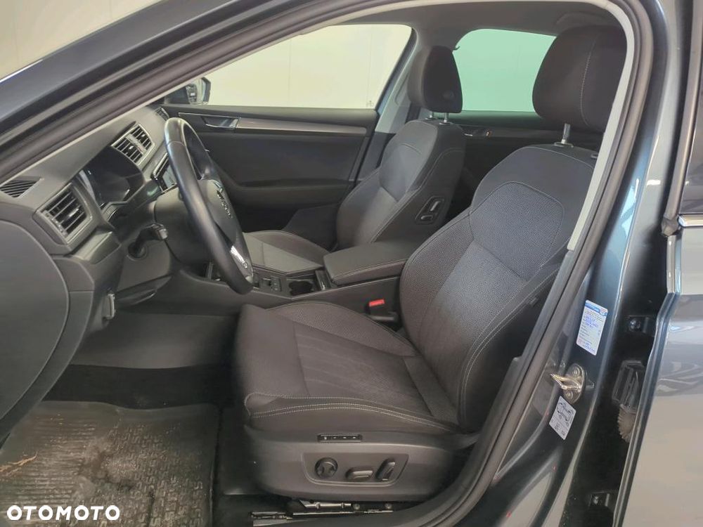 Skoda Superb 1.5 TSI ACT Style DSG - 8