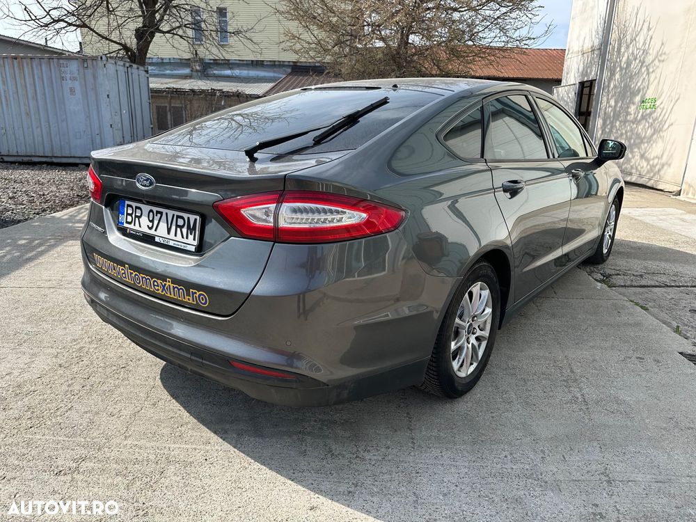 Ford Mondeo 2.0 TDCI PowerShift Business - 4