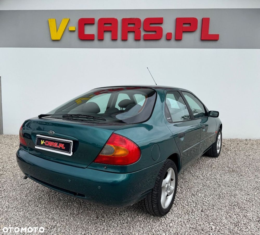 Ford Mondeo - 19
