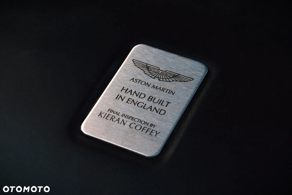 Aston Martin V12 Vanquish - 14