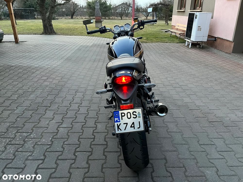 Kawasaki Z 900 RS - 10