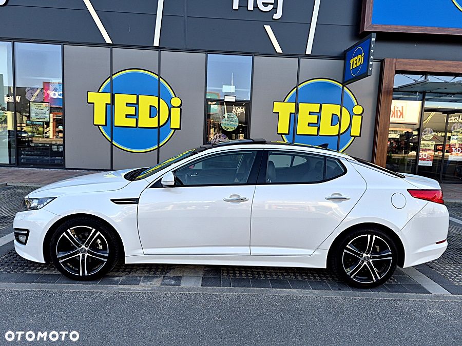 Kia Optima - 11