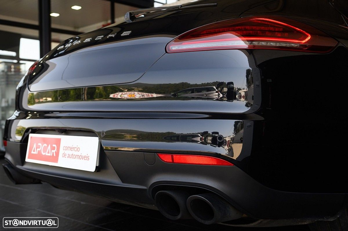 Porsche Panamera S E-Hybrid - 11