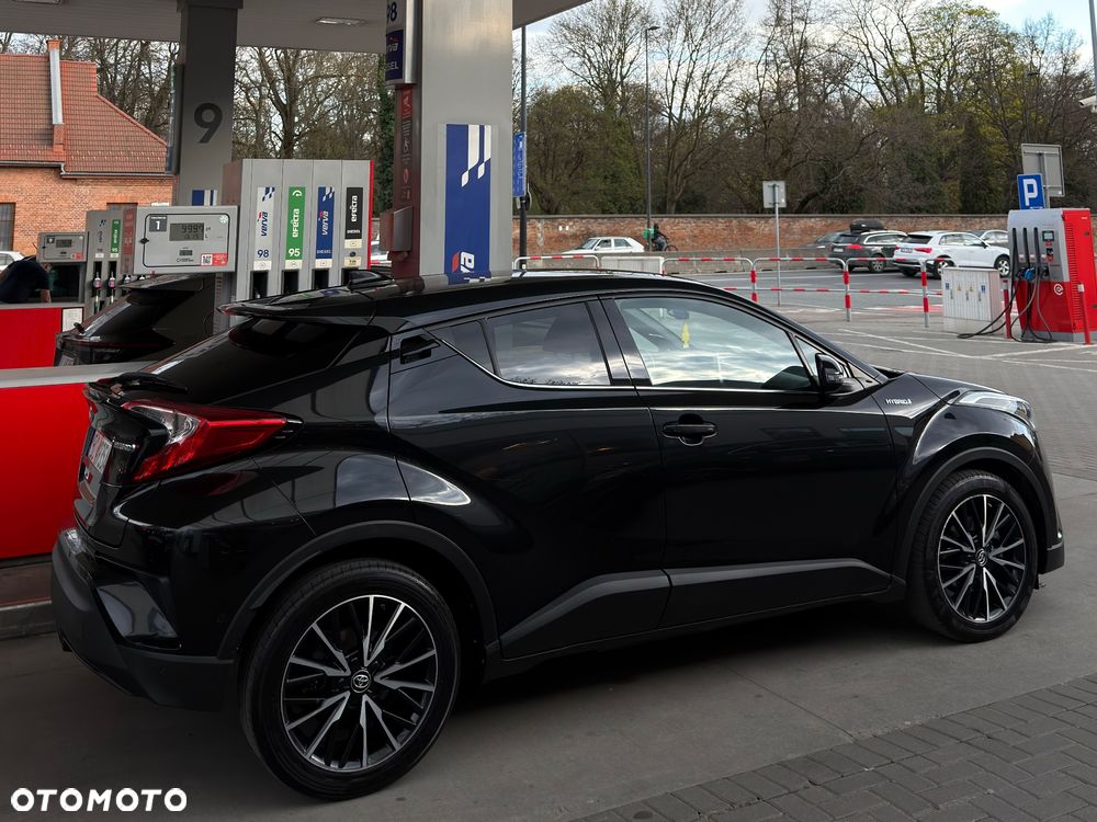 Toyota C-HR - 12