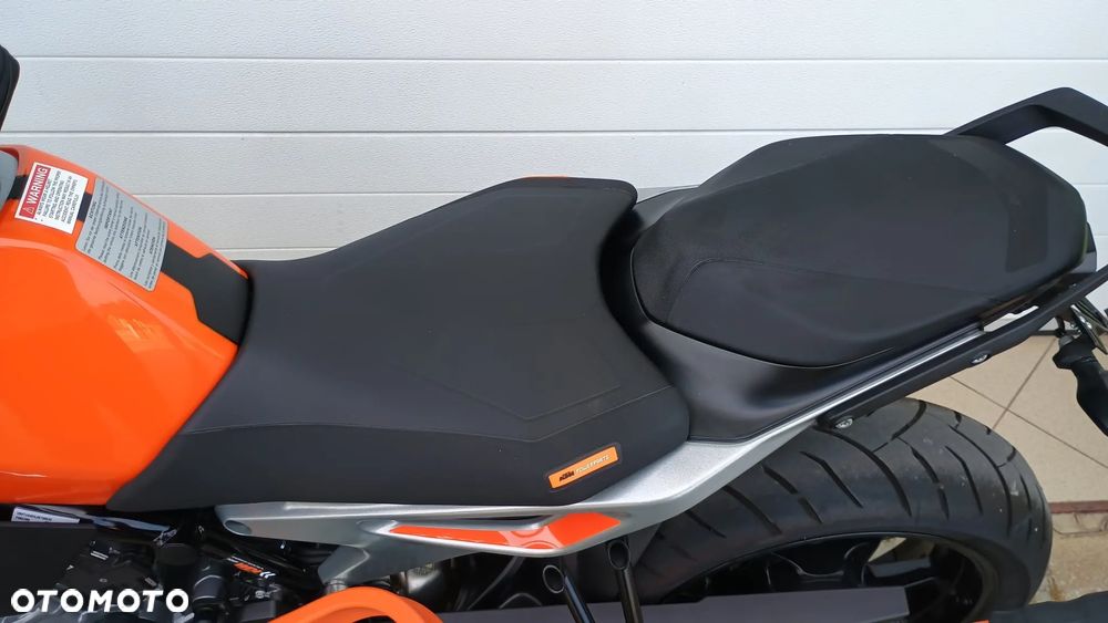 KTM Duke - 19