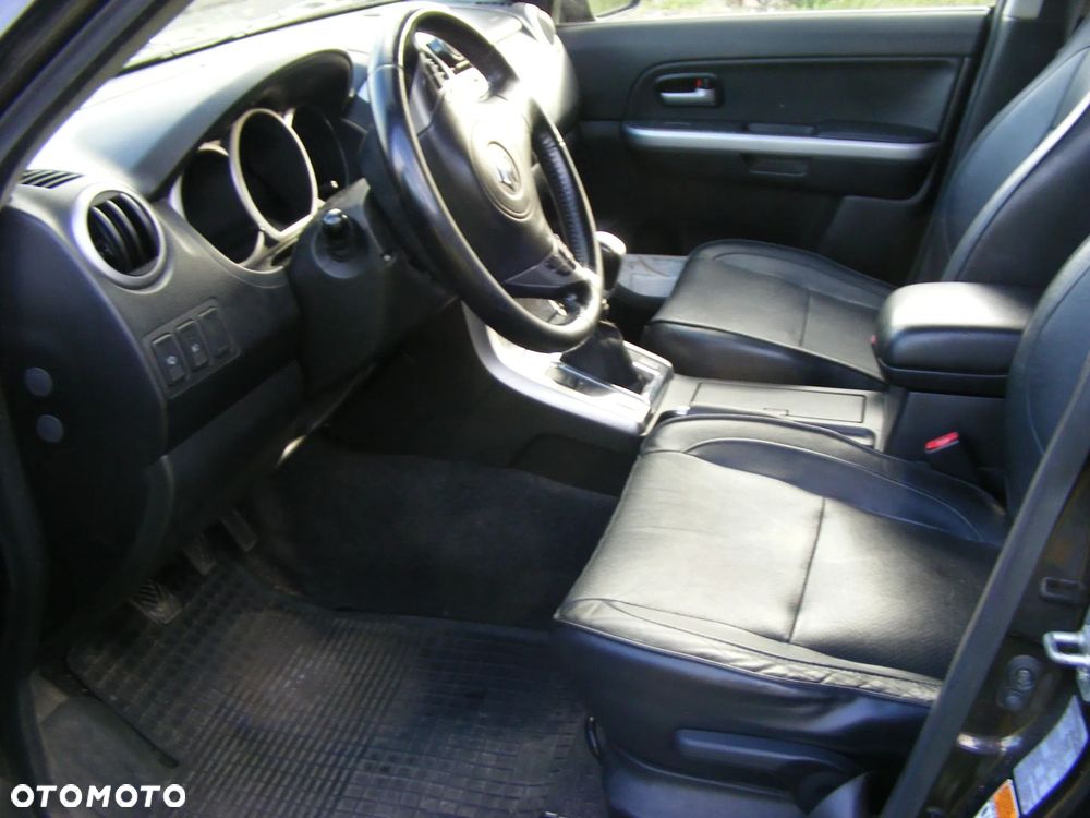 Suzuki Grand Vitara 1.9 DDiS - 6