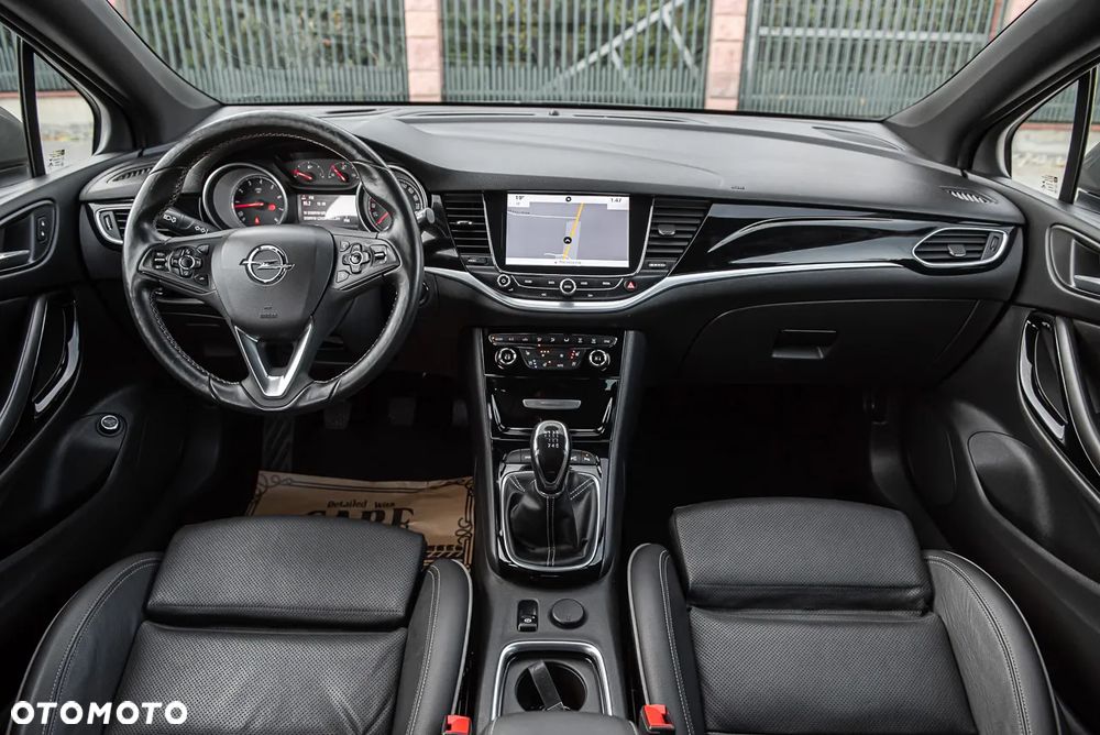 Opel Astra 1.4 Turbo Sports Tourer Innovation - 28