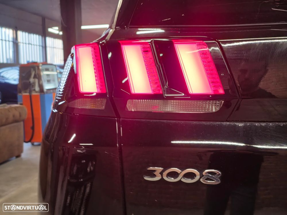 Peugeot 3008 BlueHDi 130 Stop & Start EAT8 Allure - 29