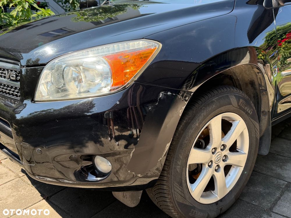 Toyota RAV4 - 7