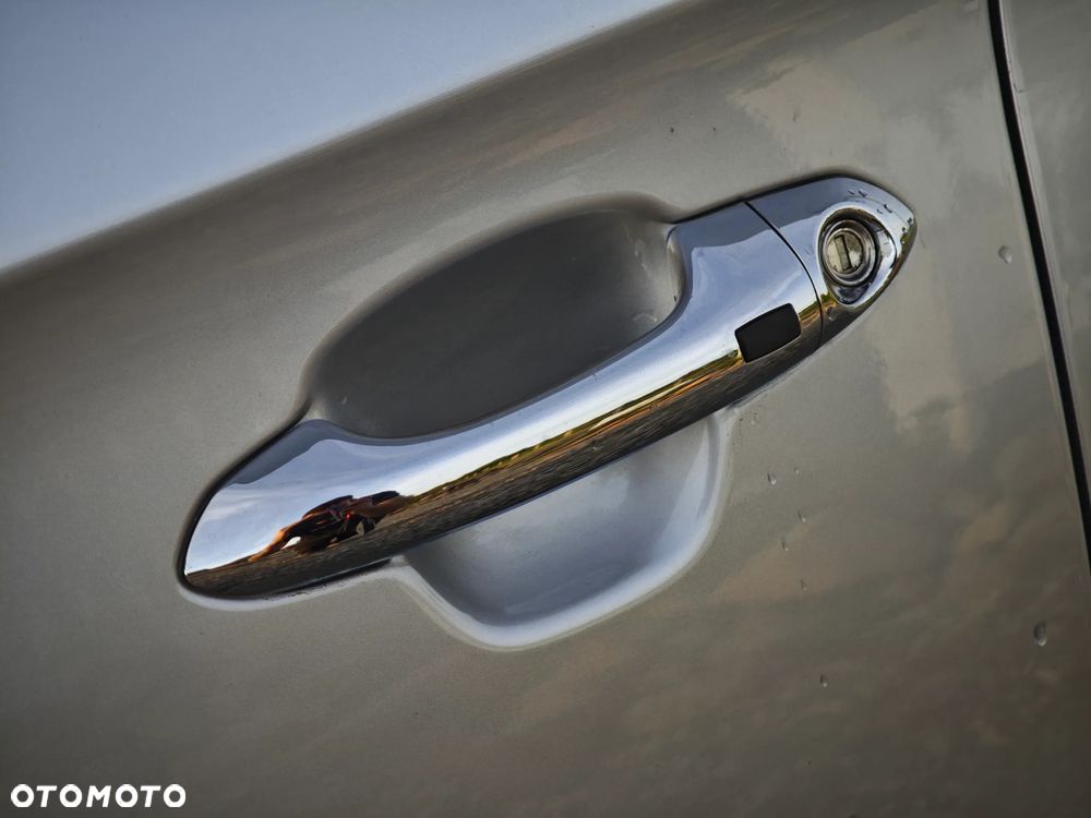 Citroën C4 Picasso 2.0 HDi FAP EGS6 Exclusive - 25
