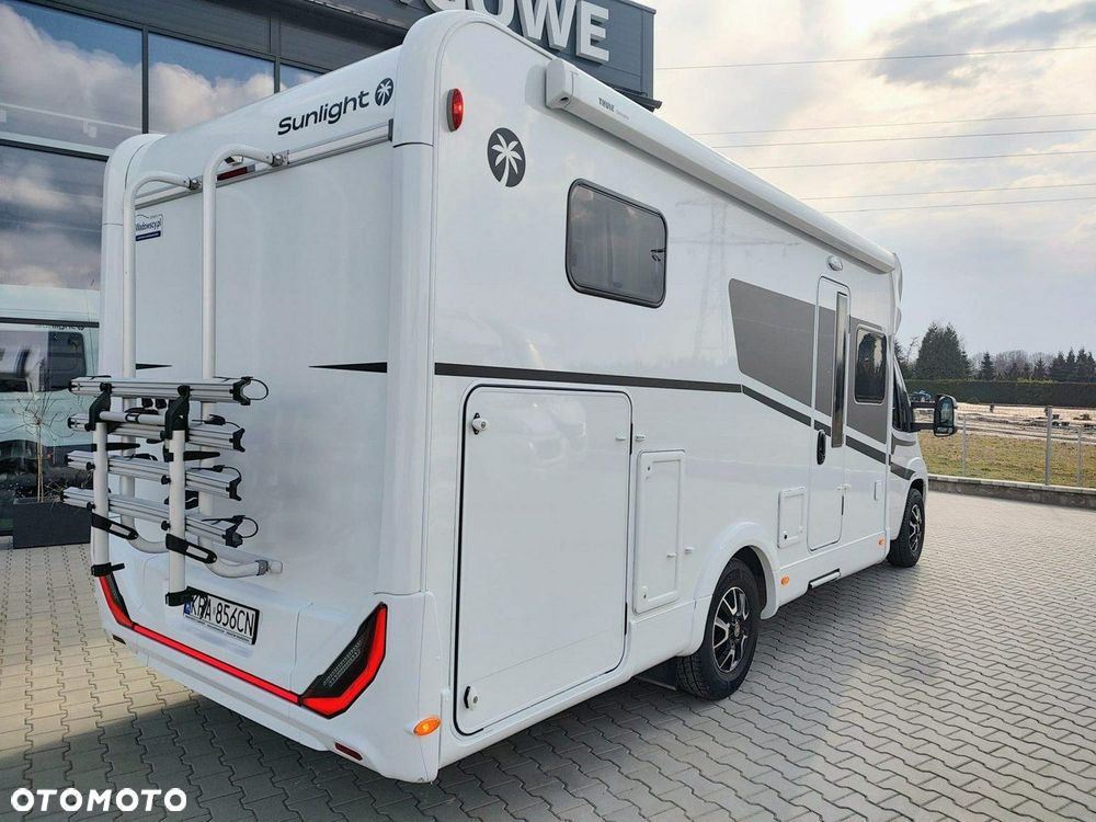 Sunlight T 67 - 5 osobowy, z przejściem po opuszczeniu łóżka - 8