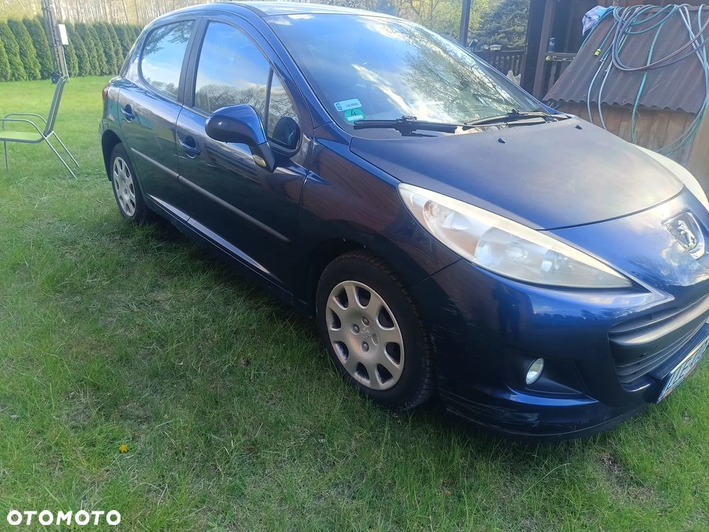 Peugeot 207 1.4 - 7