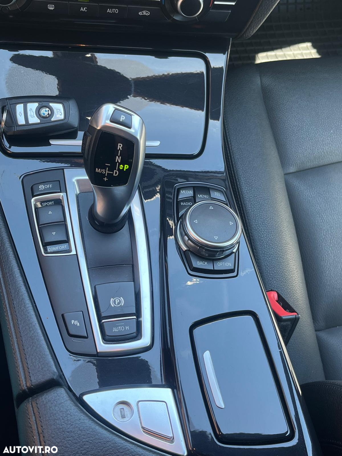 BMW Seria 5 520d AT - 4