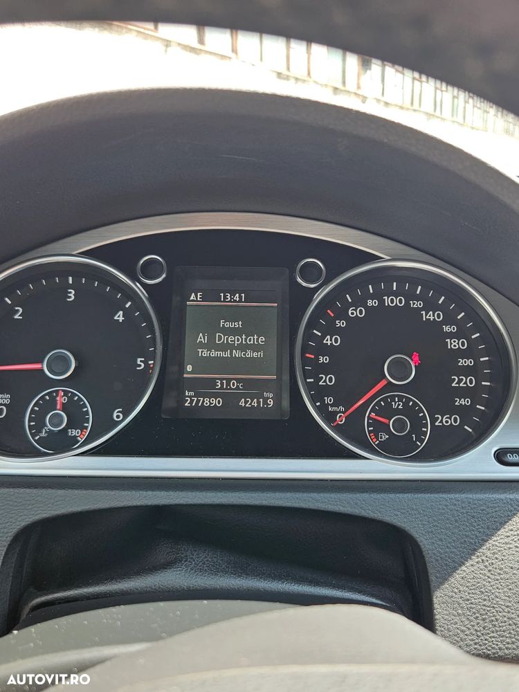 Volkswagen Passat 2.0 TDI Highline - 26